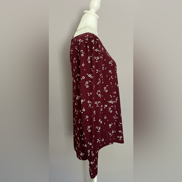 Ann Taylor Long Sleeve Blouse Shirt Maroon Floral Pattern Size Medium - Picture 4 of 10